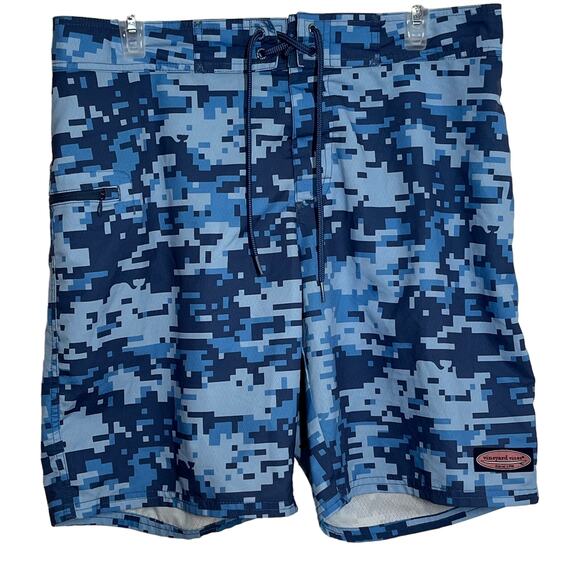 Vineyard Vines Mens Swim Trunks sz 32 Blue Gray and Black Camo Pattern - Picture 1 of 11